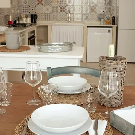 בית נופש Dimora Santa Sofia Con Dependace E Giardino *