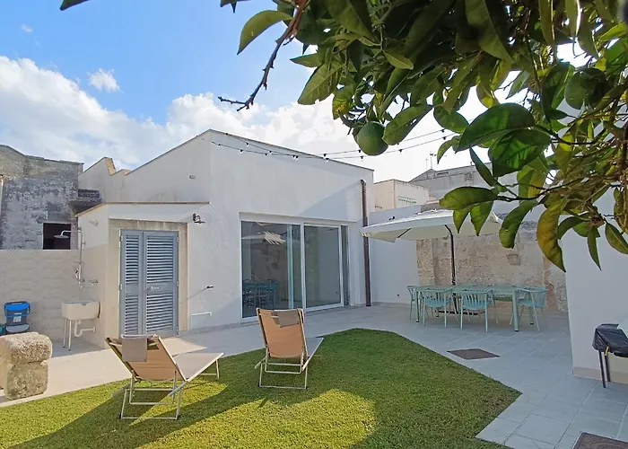 別荘 Dimora Santa Sofia Con Dependace E Giardino